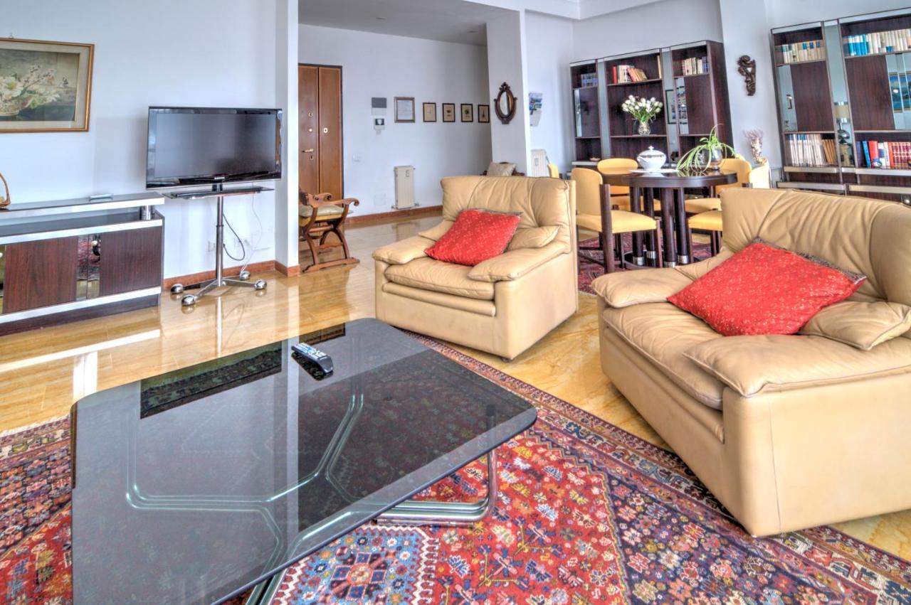 La Casa Di Nilde Apartment La Spezia Luaran gambar