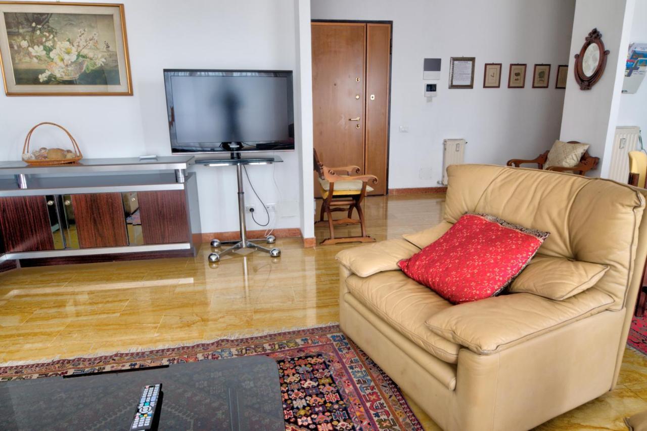 La Casa Di Nilde Apartment La Spezia Luaran gambar